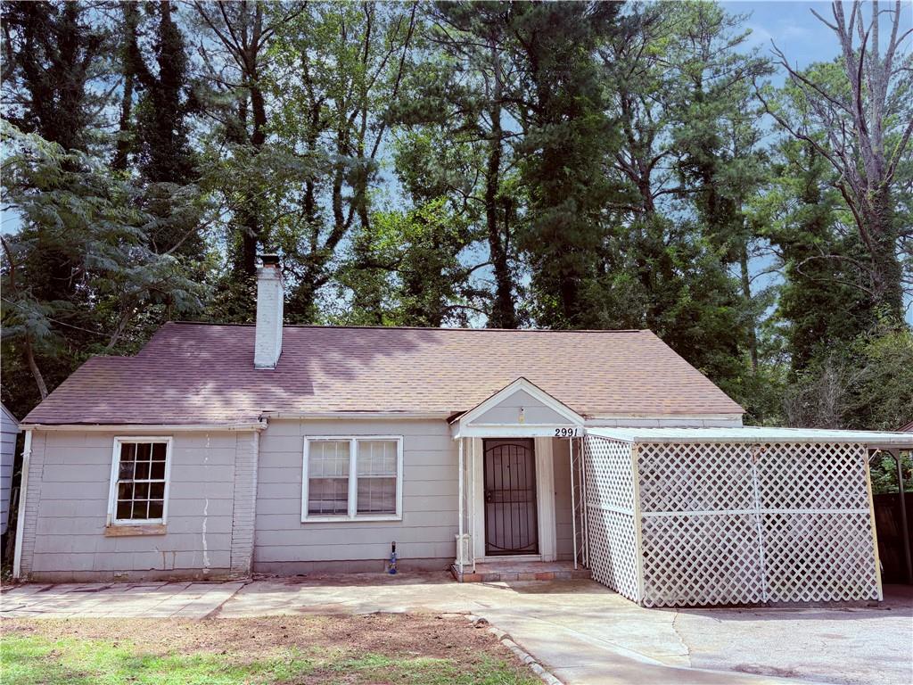 Unlock the potential of this hidden gem conveniently located just minutes from I-75 and Hapeville Rd—ideal for easy commuting and access to downtown Atlanta, the airport, and surrounding areas. This property offers a fantastic opportunity for a savvy buyer looking to renovate and add value. No HOA or rental restrictions. Sold AS-IS / WHERE-IS. No blind offers. All buyers must sign a Hold Harmless Agreement before entering the premises. Please email the signed agreement to the listing agent. CBS code will be provided once we receive the Hold Harmless Agreement. Use extreme caution when entering. Don’t miss this opportunity to invest in a property with unlimited potential in an unbeatable location!