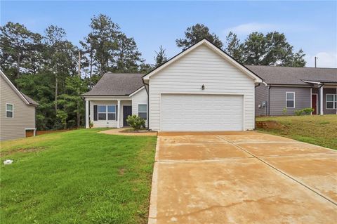 Homes For Sale - 131 Culver Street<br/> Jackson, GA 30233