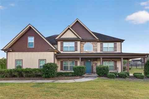 Homes For Sale - 117 Palomino Drive<br/> Newnan, GA 30265