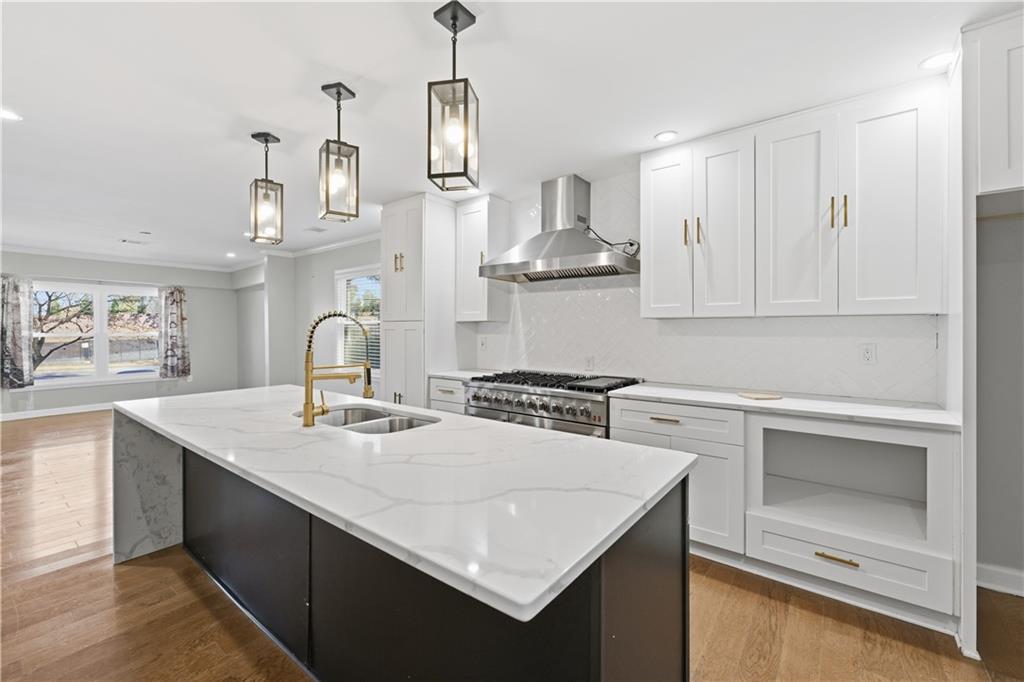 2769 Glenwood Avenue SE