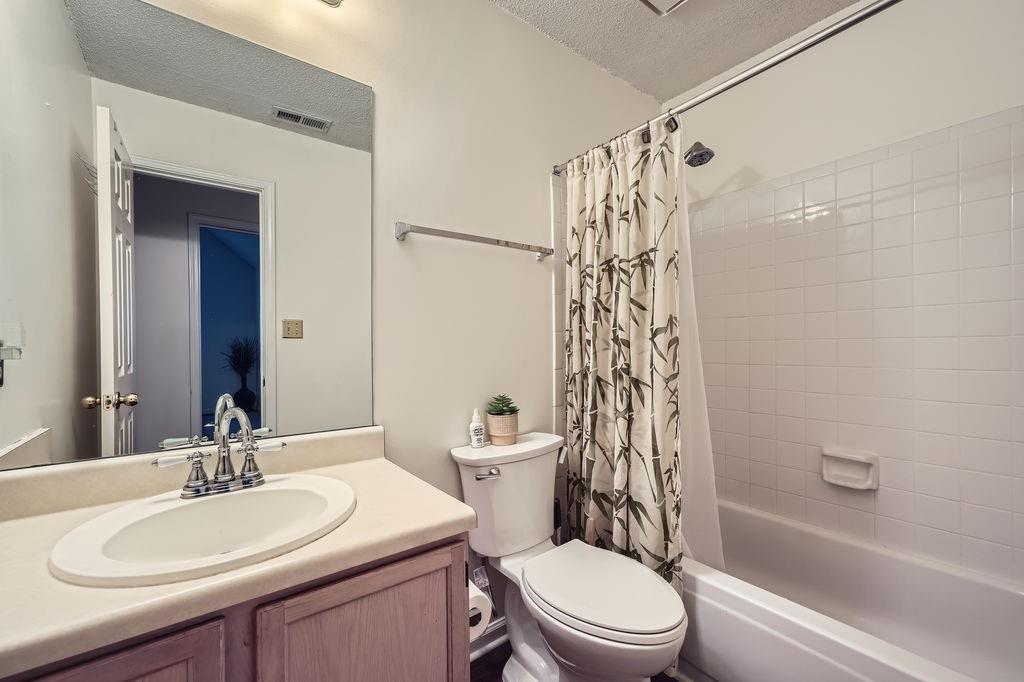 851 Louisa Lane, Lithonia, Georgia image 24