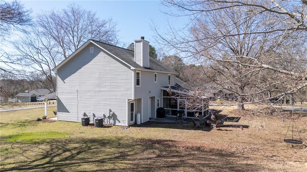 515 Walraven Road, Calhoun, Georgia image 7