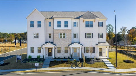 Townhouse For Sale - 6160 Honeybell Alley Aly<br/> Mableton, GA 30126