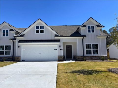 35 Village Court 4 Cleveland GA 30528