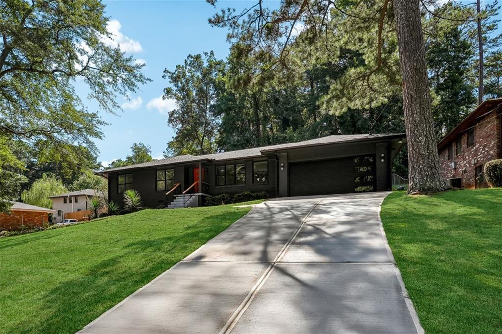 1435 SKYHAVEN Road SE