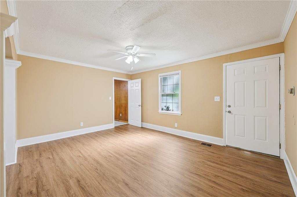 1825 Shadydale Avenue SE