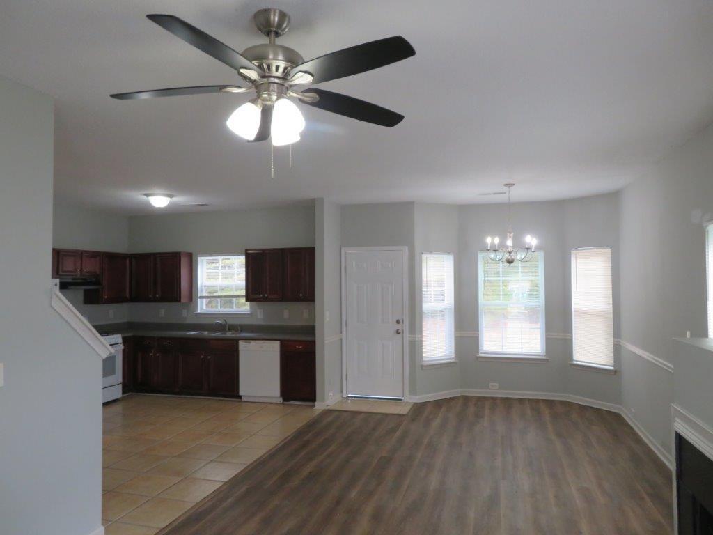 6511 Grey Fox Way, Riverdale, Georgia image 5