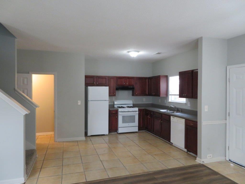 6511 Grey Fox Way, Riverdale, Georgia image 6
