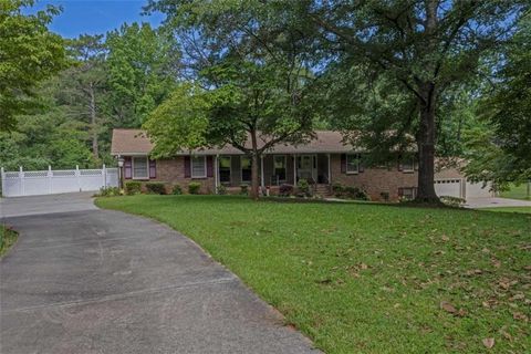 Homes For Sale - 183 Inman Road<br/> Fayette County, Fayetteville, GA 30215