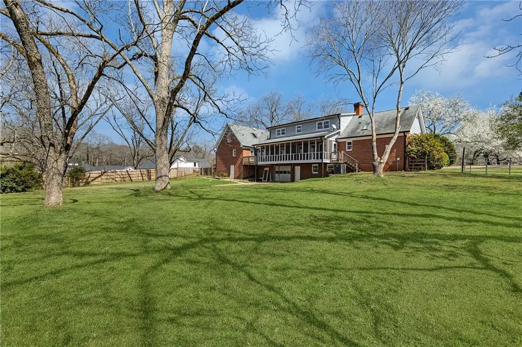 McDonough, Georgia 30253, United States, 4 Bedrooms Bedrooms, ,4 BathroomsBathrooms,Residential,Pending,76516