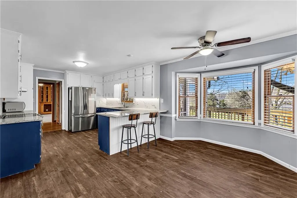 McDonough, Georgia 30253, United States, 4 Bedrooms Bedrooms, ,4 BathroomsBathrooms,Residential,Pending,76516