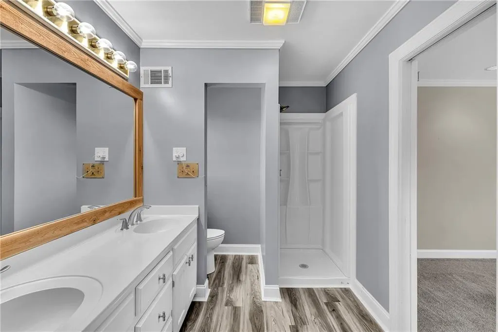 McDonough, Georgia 30253, United States, 4 Bedrooms Bedrooms, ,4 BathroomsBathrooms,Residential,Pending,76516