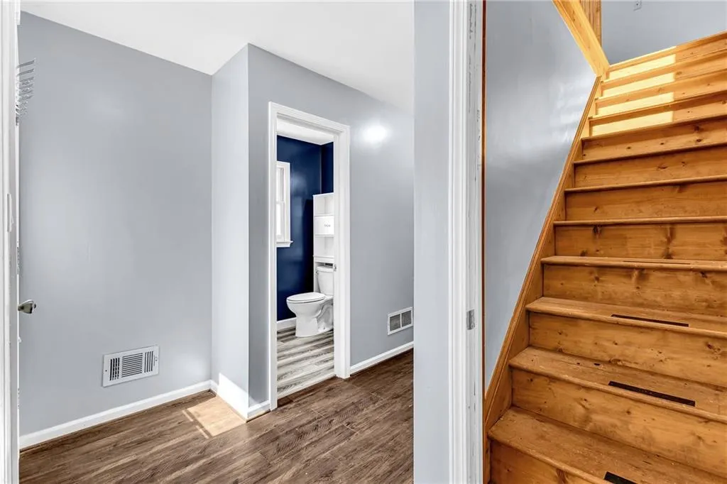 McDonough, Georgia 30253, United States, 4 Bedrooms Bedrooms, ,4 BathroomsBathrooms,Residential,Pending,76516