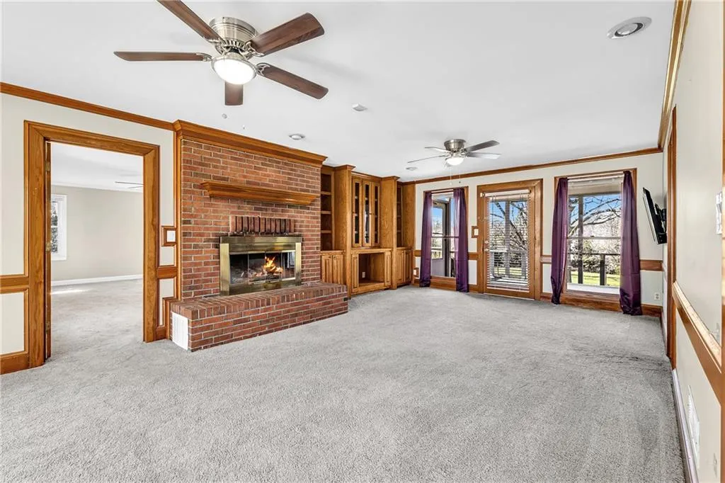 McDonough, Georgia 30253, United States, 4 Bedrooms Bedrooms, ,4 BathroomsBathrooms,Residential,Pending,76516