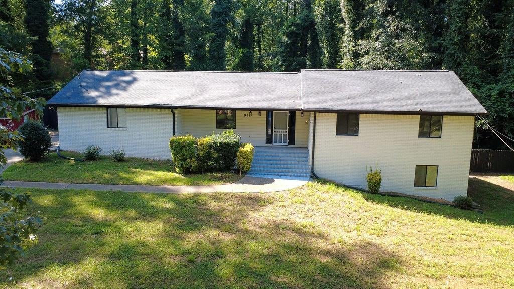 949 Marion Court