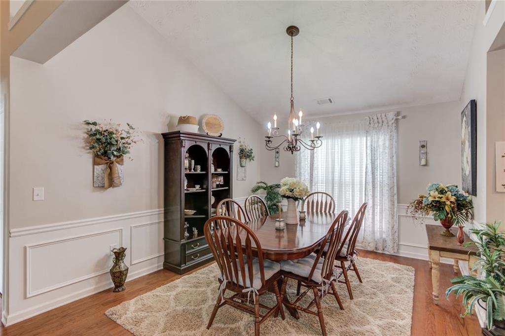 253 Lakeview Bend Circle