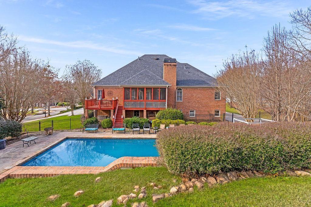 2565 Scarlet Oak Lane