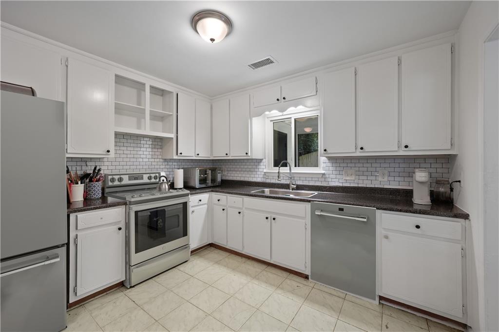 LAKEMONT - Residential