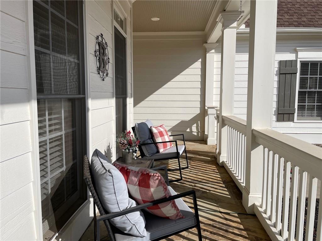 33 Heartwood Drive SW