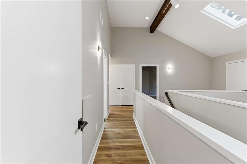 Davis Woods - Residential