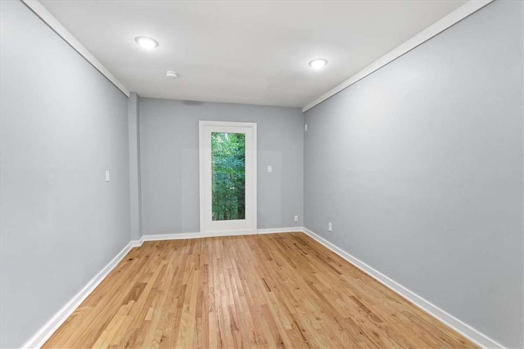 Davis Woods - Residential