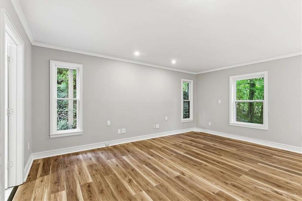 Davis Woods - Residential