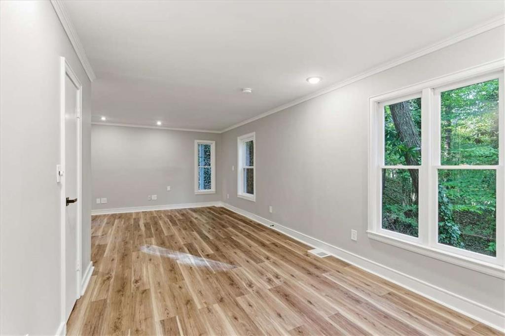 Davis Woods - Residential