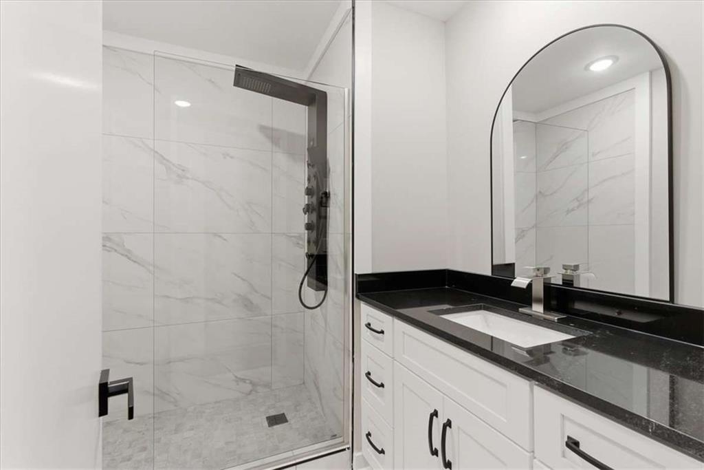 Davis Woods - Residential