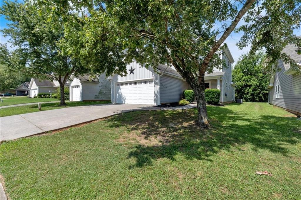 60 Oakbrook Drive SW