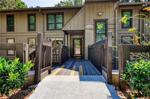 Photo of 2205 Cumberland Court, Smyrna, GA 30080 (MLS # 7651432)