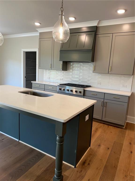 4015 Sierra Vista Circle