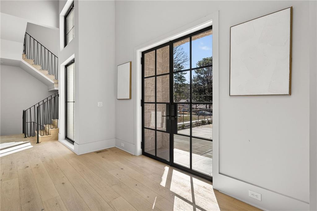 422 Hilderbrand Drive