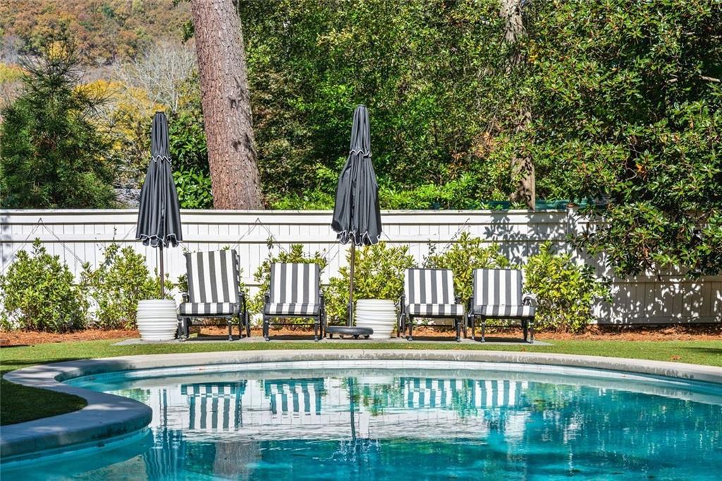 OAKTON - Residential