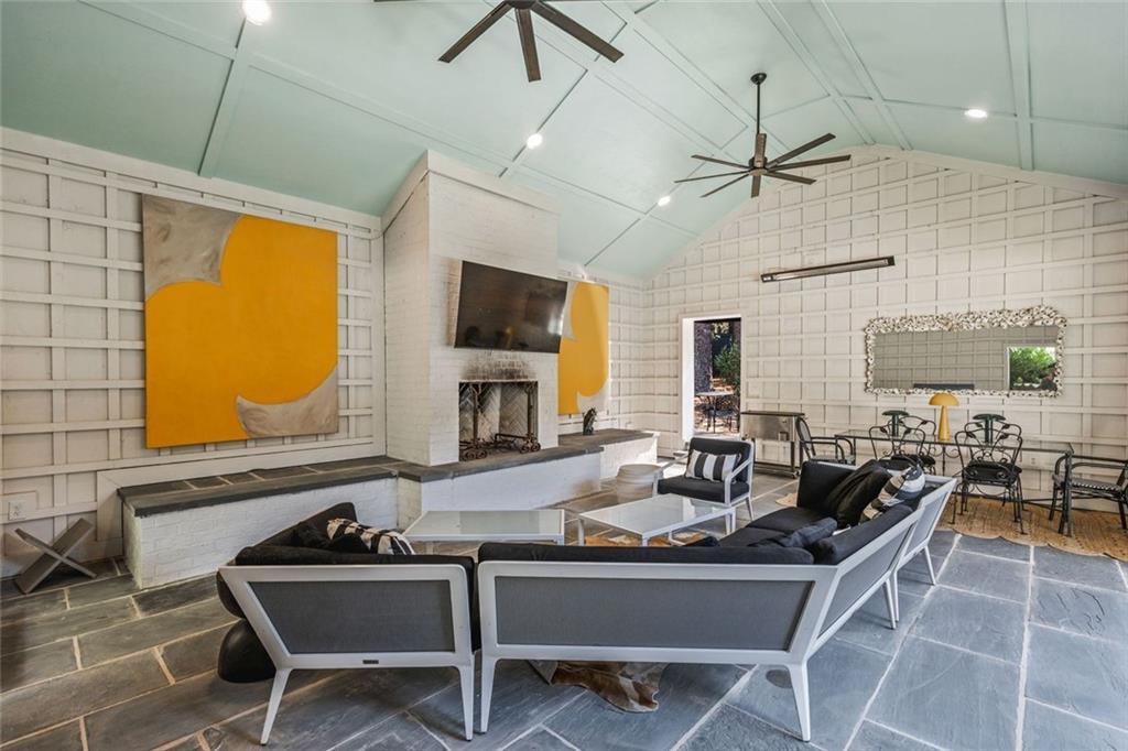 OAKTON - Residential