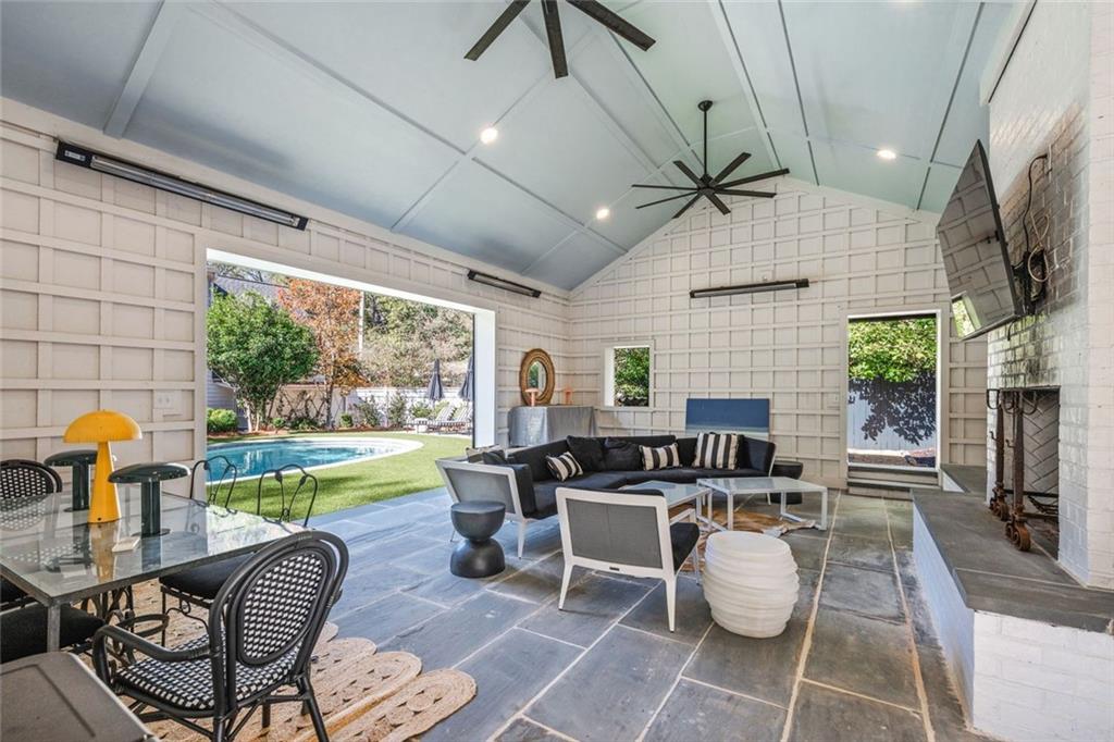 OAKTON - Residential