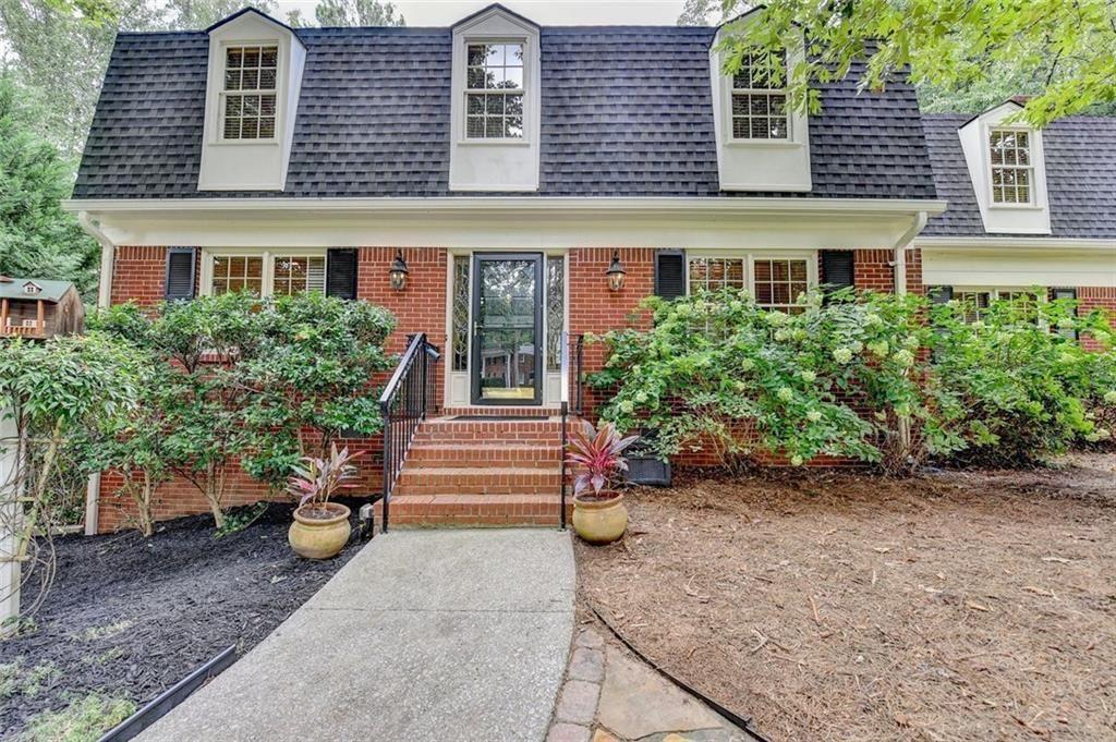 1590 Bishop Hollow Run