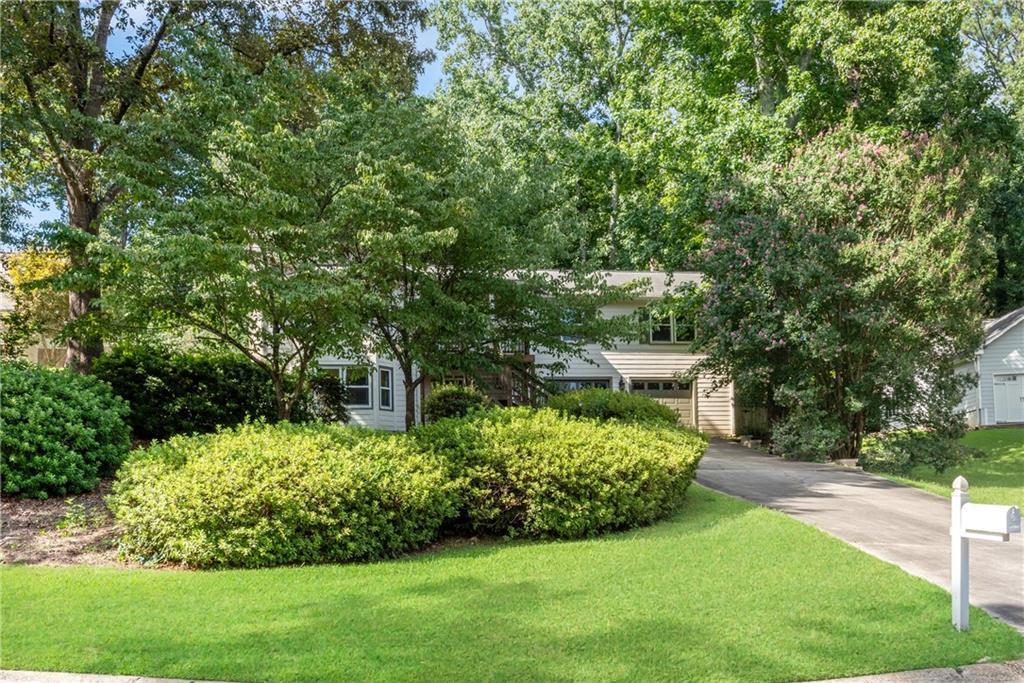 2212 Heritage Trace View