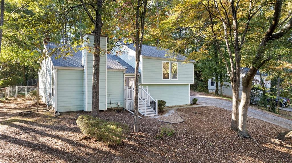 495 Ramsdale Drive