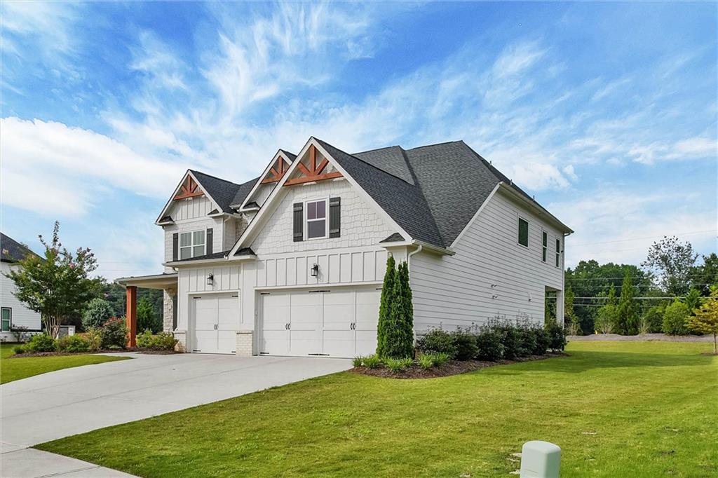 3330 Carswell Bend