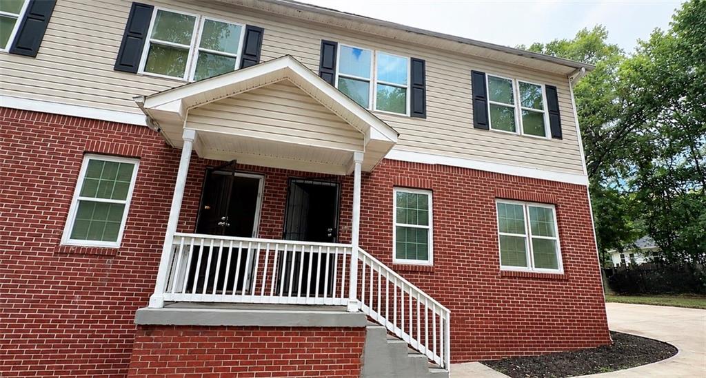 2001 Lois Place NW