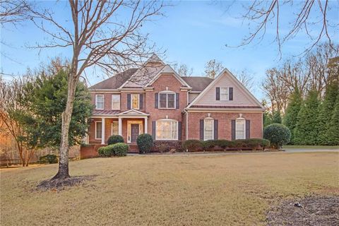 Homes For Sale - 940 Ambleside Drive<br/> Suwanee, GA 30024