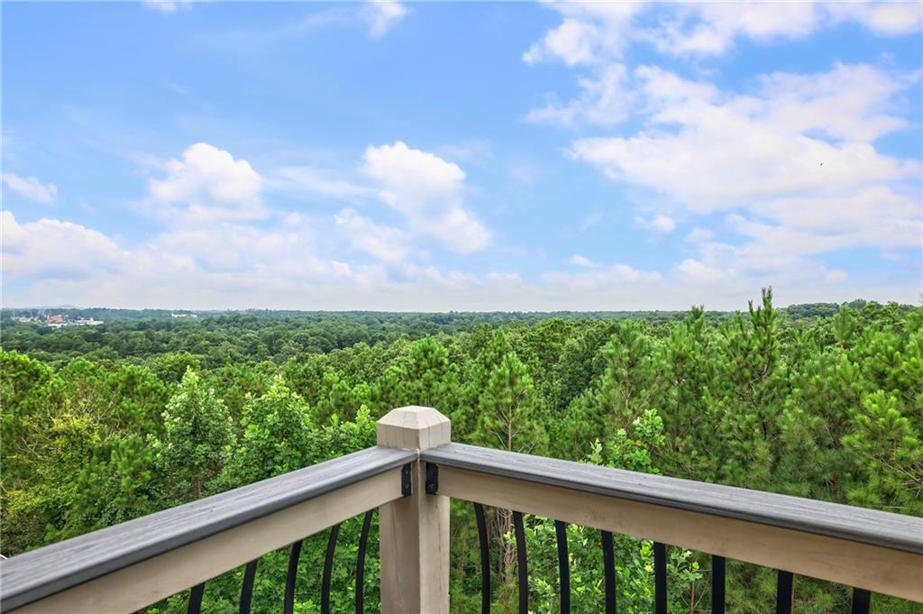 525 Willow Oak Way
