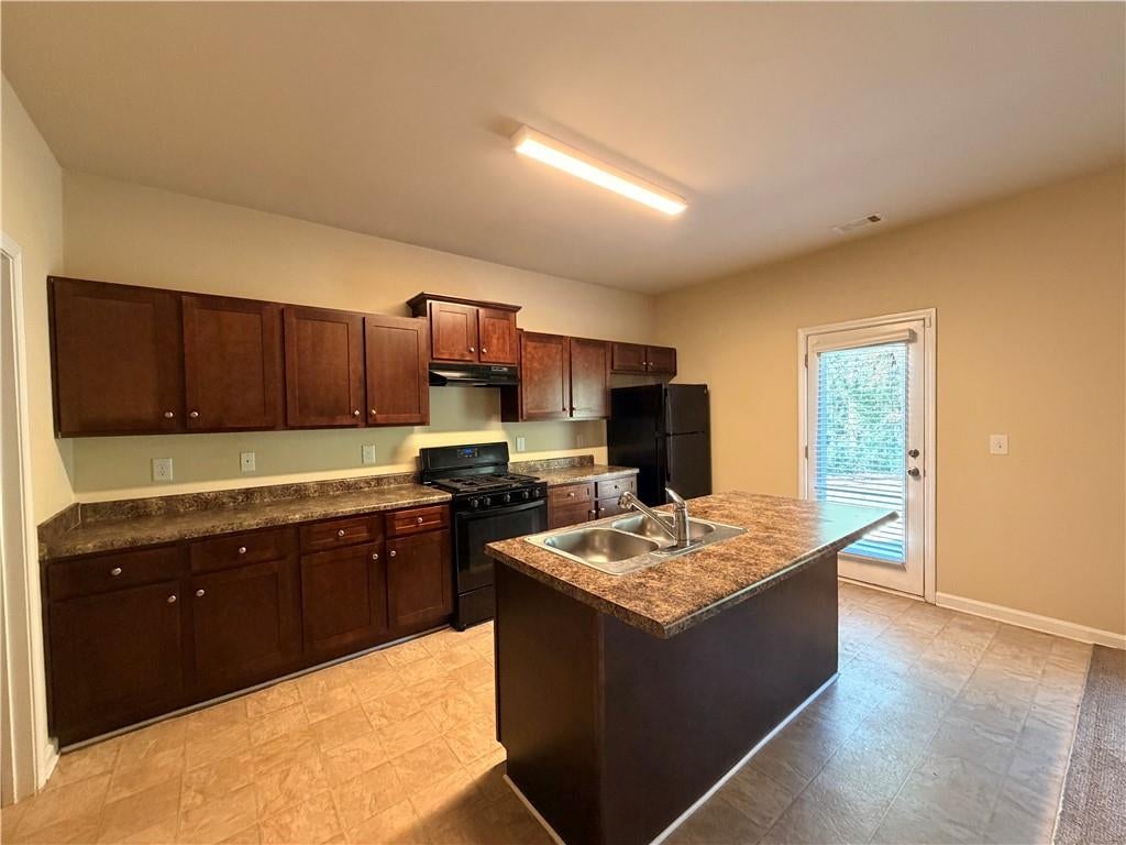 18 Brookwood Pass S