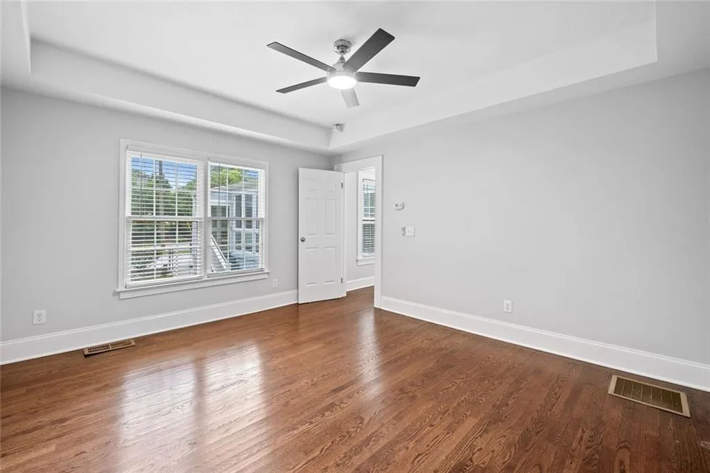 Atlanta, Georgia 30317, United States, 3 Bedrooms Bedrooms, ,3 BathroomsBathrooms,Residential,Active,241560