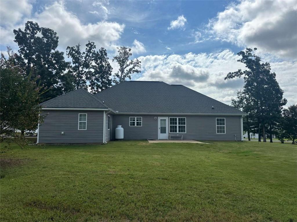 2 Misty Oaks Lane