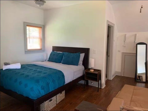 Homes For Rent - 2284 Cottage Grove Avenue #CARRIAGE HOUSE<br/> Atlanta, GA 30317