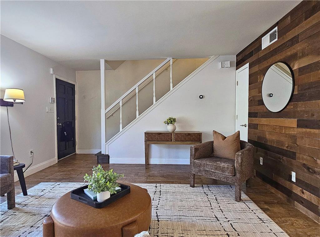 136 Peachtree Memorial Drive NW PA4