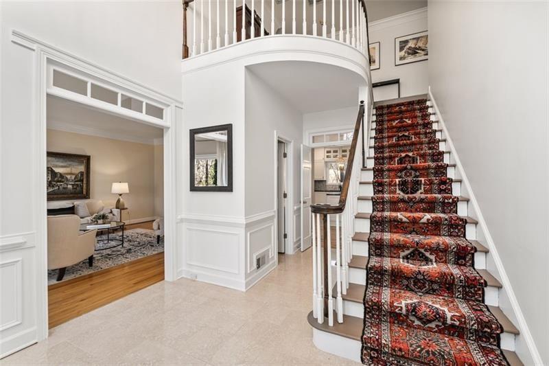 9570 Huntcliff Trace