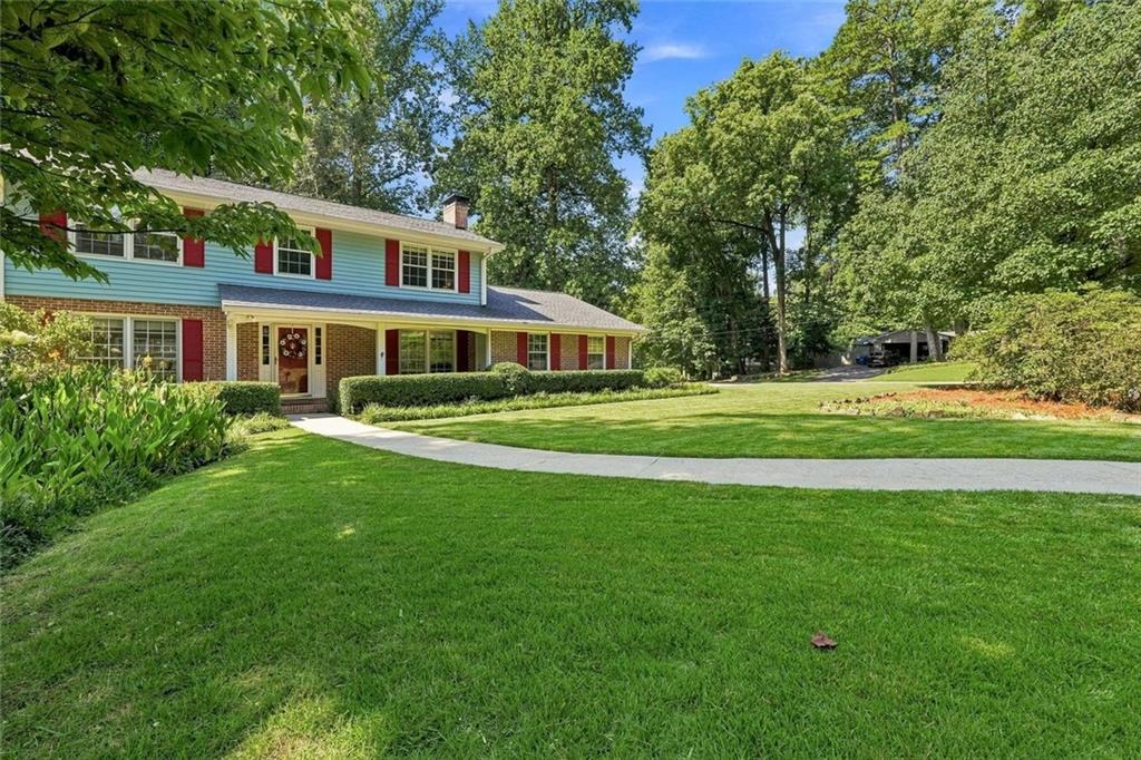2820 Briarglen Drive