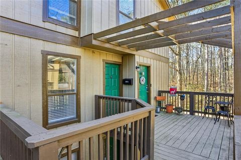 Condo For Sale - 3873 Cedar Circle<br/> Tucker, GA 30084